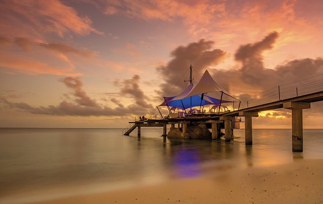 Coco de Mer & Black Parrot Suites