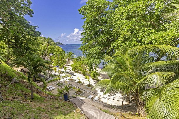 Coco de Mer & Black Parrot Suites