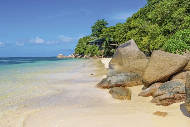 Coco de Mer & Black Parrot Suites