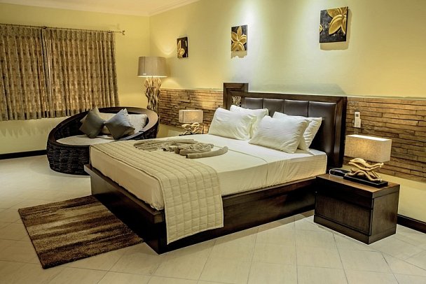 The Oasis Hotel Restaurant & Spa - Wohnbeispiel Deluxe (Zimmercodierungen UD1 & UH3)