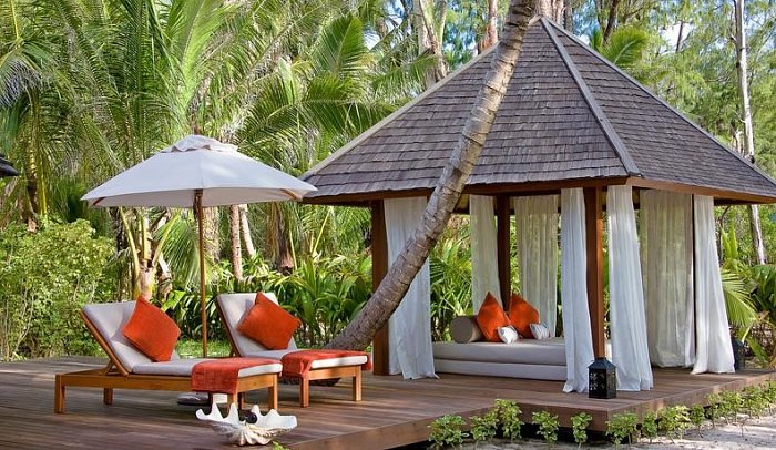 Denis Private Island - Wohnbeispiel Beachfront Spa Cottage (Zimmercodierungen UB3, UH2 & DB8)