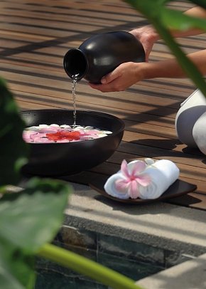 Constance Ephelia Resort