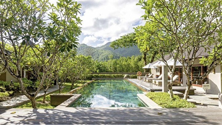 Constance Ephelia Resort