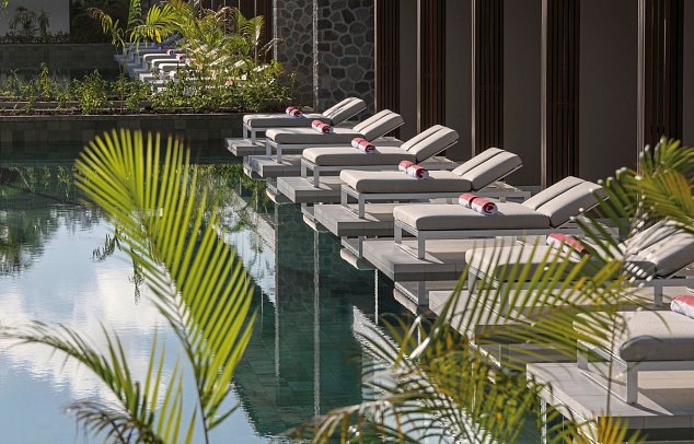 Avani+ Barbarons Seychelles