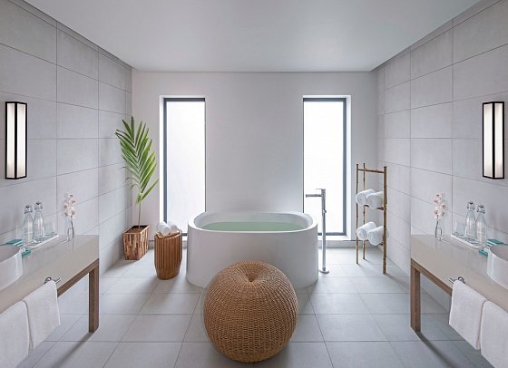Avani+ Barbarons Seychelles - Beispiel Bad Premium Beach View Suite (Zimmercodierung WM1)