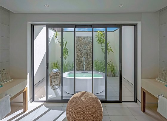 Avani+ Barbarons Seychelles - Beispiel Bad Premium Beach Access Pool Suite (Zimmercodierungen WMC, WHR, WMO & OH1)