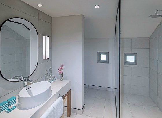 Avani+ Barbarons Seychelles - Beispiel Bad Garden Terrace (Zimmercodierungen D1G, DG8, DH1, DB2, DB8, DH2, DS1, DS8, UH1, DS2, DX8, UH2, DSM, UB8, UHM, DSC, US8, DHM, DMP, UHP, DMC, UH3, DMQ, UH4, DMO, UHO, WBM, WHM, WMC, WHR, WMO & OH1)