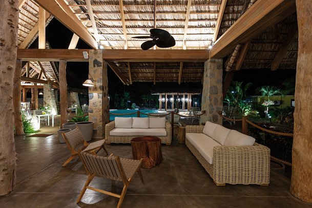 Les Lauriers Eco Hotel & Restaurant