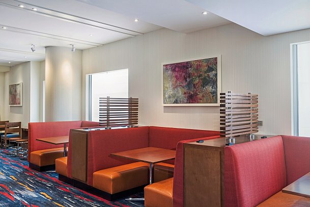 Holiday Inn Express and Suites Fisherman's Wharf