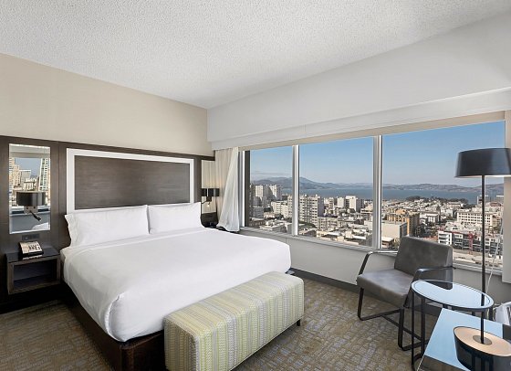 Holiday Inn Golden Gateway, an IHG Hotel - Wohnbeispiel Standard Room (Zimmercodierung UG1)