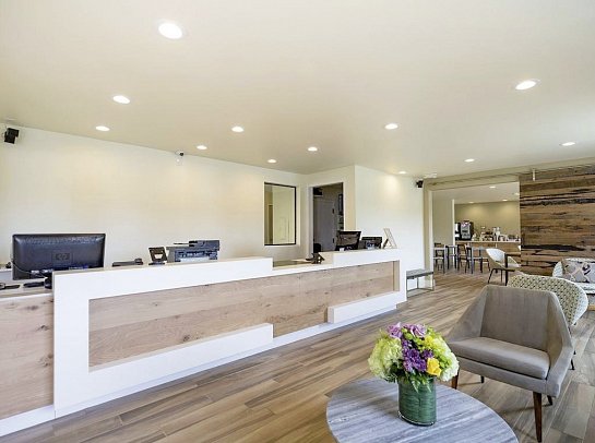 Hotel Focus - Lobby