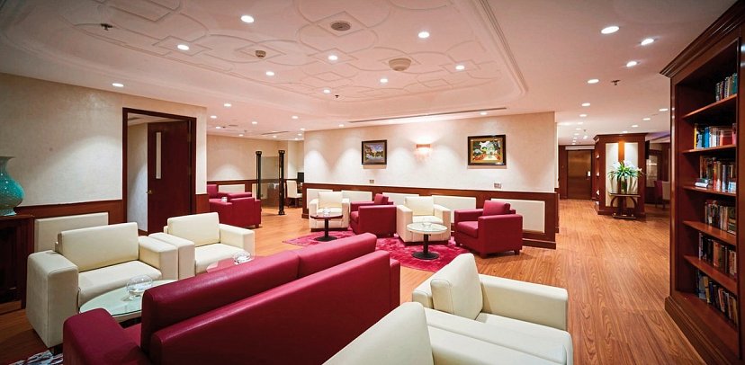Windsor Plaza Hotel - Club Lounge