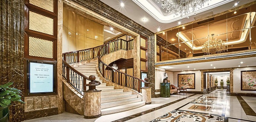Windsor Plaza Hotel