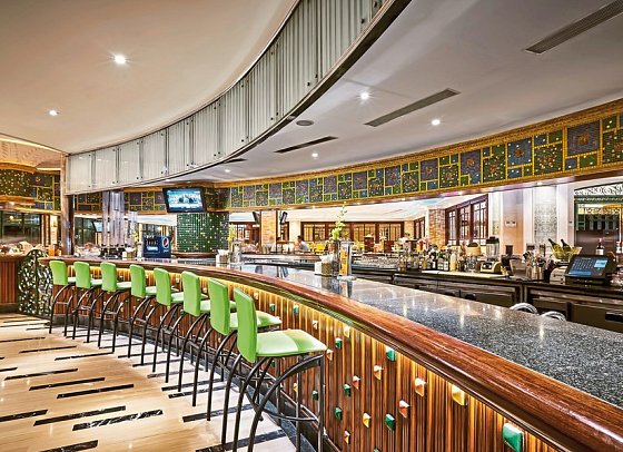Windsor Plaza Hotel