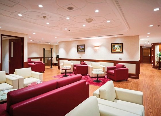 Windsor Plaza Hotel - Club Lounge