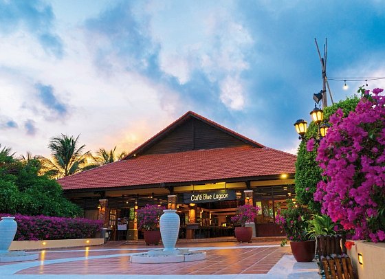 Pandanus Resort