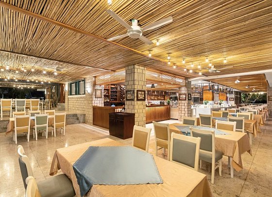 Hoang Ngoc Beach Resort