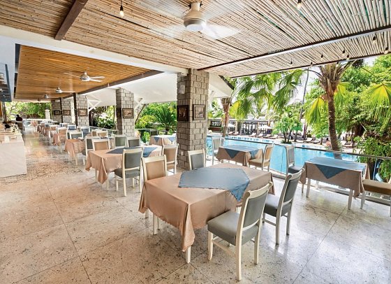 Hoang Ngoc Beach Resort