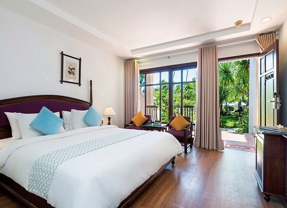 Hoang Ngoc Beach Resort - Wohnbeispiel Superior Pool View (Zimmercodierung USP)