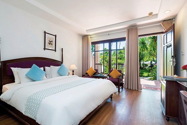 Hoang Ngoc Beach Resort - Wohnbeispiel Superior Pool View (Zimmercodierung USP)