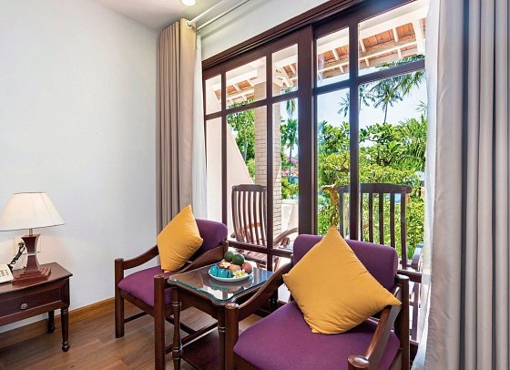 Hoang Ngoc Beach Resort - Wohnbeispiel Superior Pool View (Zimmercodierung USP)