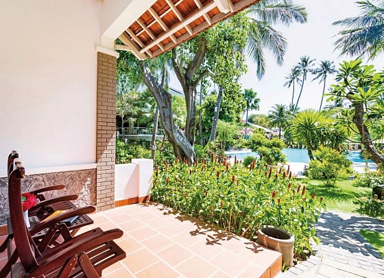 Hoang Ngoc Beach Resort - Wohnbeispiel Superior Pool View (Zimmercodierung USP)