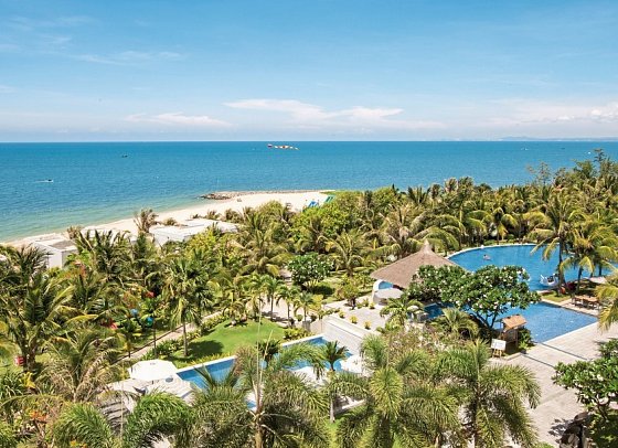 The Cliff Resort & Residences