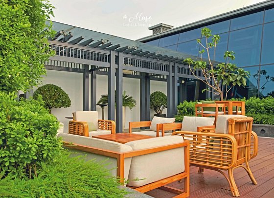 Mia Saigon - Luxury Boutique Hotel - Rooftop Bar The Muse