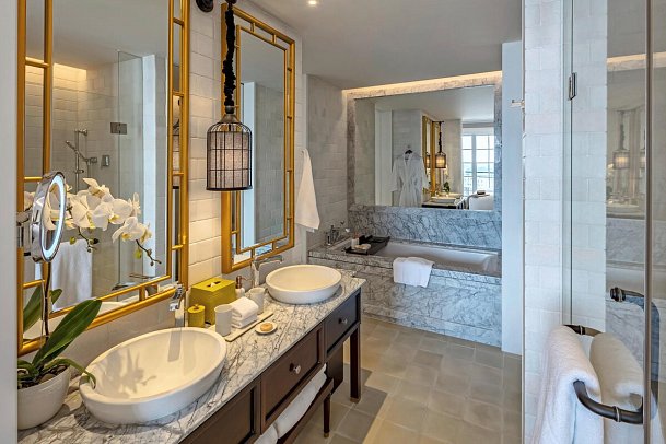 Mia Saigon - Luxury Boutique Hotel - Badbeispiel Deluxe (Zimmercodierung UD1)