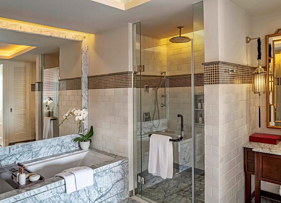 Mia Saigon - Luxury Boutique Hotel - Badbeispiel Grand Suite (Zimmercodierung WD1)