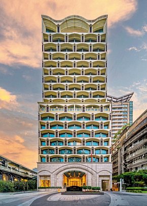 Sherwood Suites Saigon