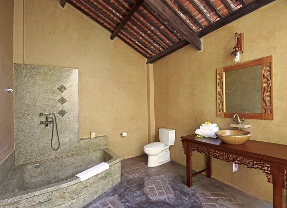 Ho Tram Beach Boutique Resort & Spa - Badbeispiel Premier Lagoon Room/Bungalow (Zimmercodierung BM1)