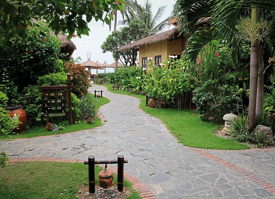 Bamboo Village Beach Resort & Spa
