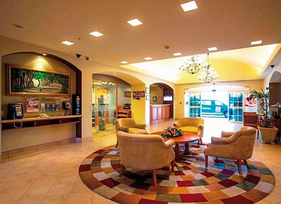 Sleep Inn Paseo Las Damas