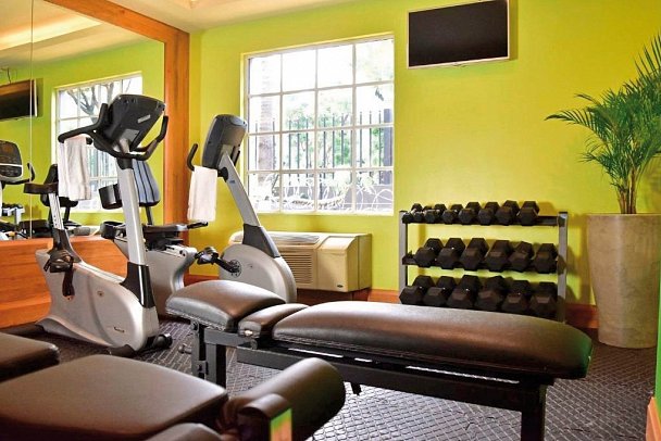 Sleep Inn Paseo Las Damas