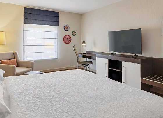 Hampton by Hilton San José Airport - Wohnbeispiel Standard Room (Zimmercodierung UG1)