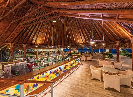 Tamarindo Diriá Beach Resort