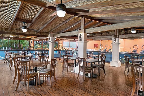 Doubletree Cariari by Hilton