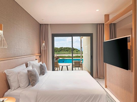 Meravia Leonardo Limited Edition - Wohnbeispiel Deluxezimmer Gartenblick und Privatpool (Zimmercodierung DDR)