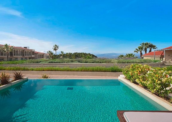 Meravia Leonardo Limited Edition - Wohnbeispiel Deluxezimmer Gartenblick und Privatpool (Zimmercodierung DDR)