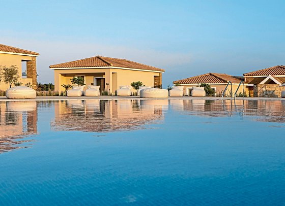 Ajul Luxury Hotel & Spa Resort
