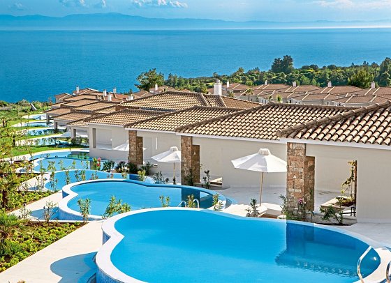 Ajul Luxury Hotel & Spa Resort