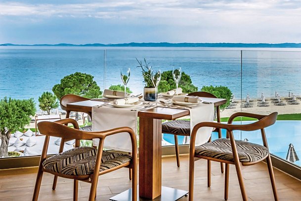 Ammoa Luxury Hotel & Spa Resort