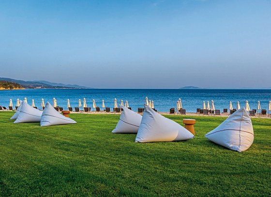 Ammoa Luxury Hotel & Spa Resort