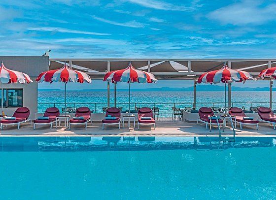 Ammon Zeus Luxury Beach Hotel
