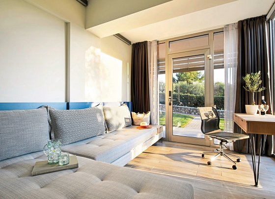Blue Dolphin - Wohnbeispiel Fam-Zimmer Deluxe Gartenblick (Zimmercodierung FDG)