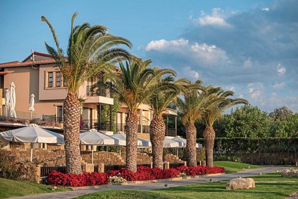 Anthemus Sea Beach Hotel & Spa