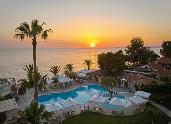 Anthemus Sea Beach Hotel & Spa
