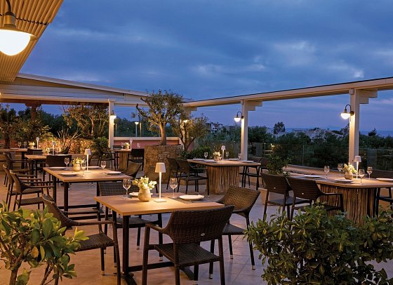 Anthemus Sea Beach Hotel & Spa