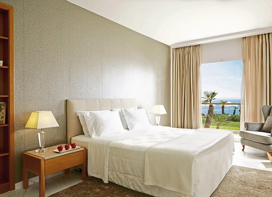 Afitis Boutique-Hotel - Wohnbeispiel Doppelzimmer Deluxe Meerblick (Zimmercodierung DDM)